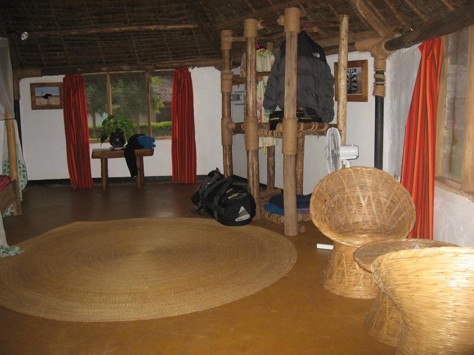 Honey Badger Lodge Moshi Ruang foto